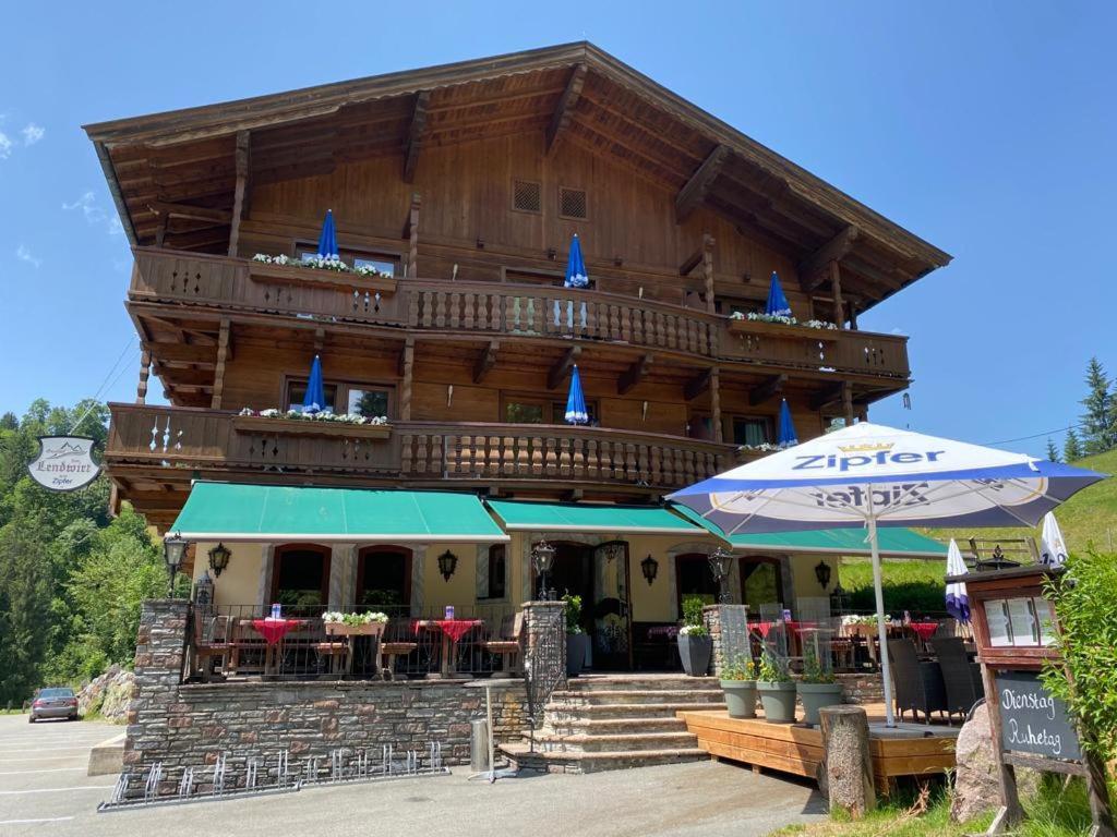 Gasthof Zum Lendwirt Westendorf Bagian luar foto