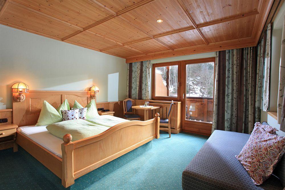 Gasthof Zum Lendwirt Westendorf Bagian luar foto