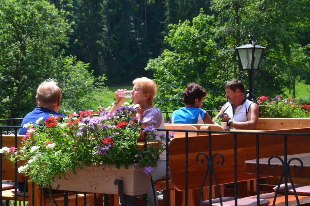 Gasthof Zum Lendwirt Westendorf Bagian luar foto