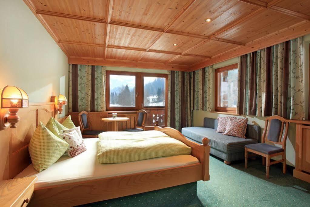 Gasthof Zum Lendwirt Westendorf Bagian luar foto